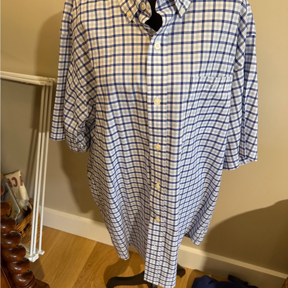 Orvis XL Blue  and White Checkered Men's Shirt